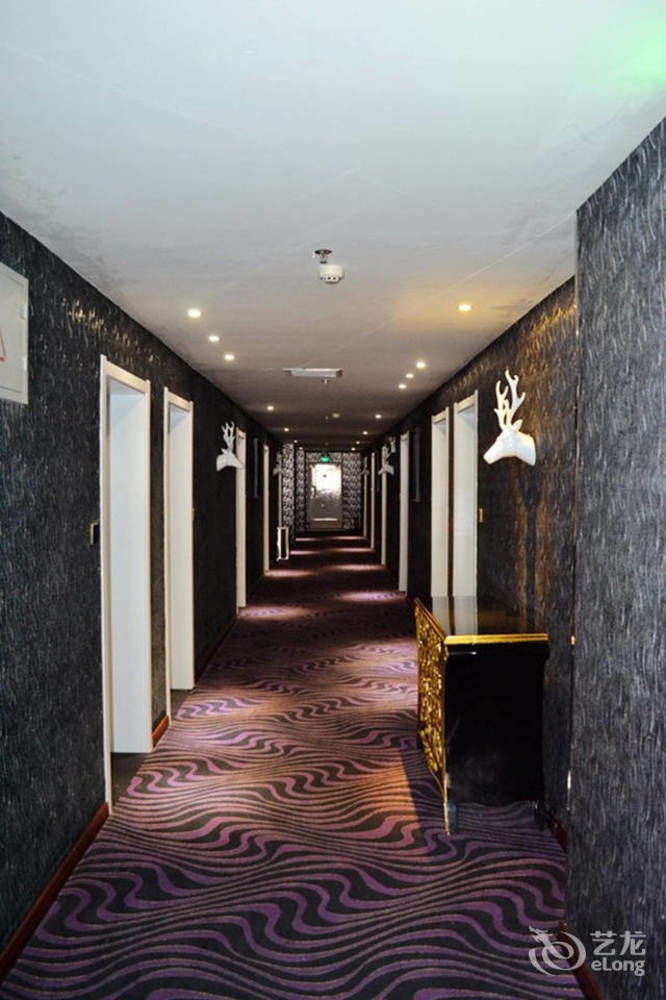 Victoria Hotel Luo-jang Exteriér fotografie